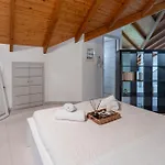 Orizzonte * Lixouri