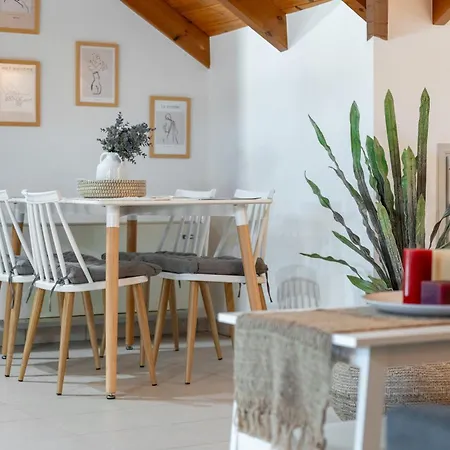 Orizzonte Apartment *